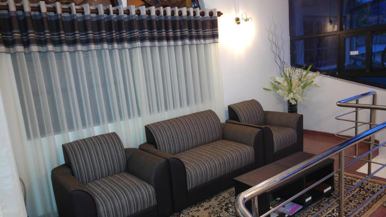 Sampath Hotel Νουβάρα Ελίγια Εξωτερικό φωτογραφία